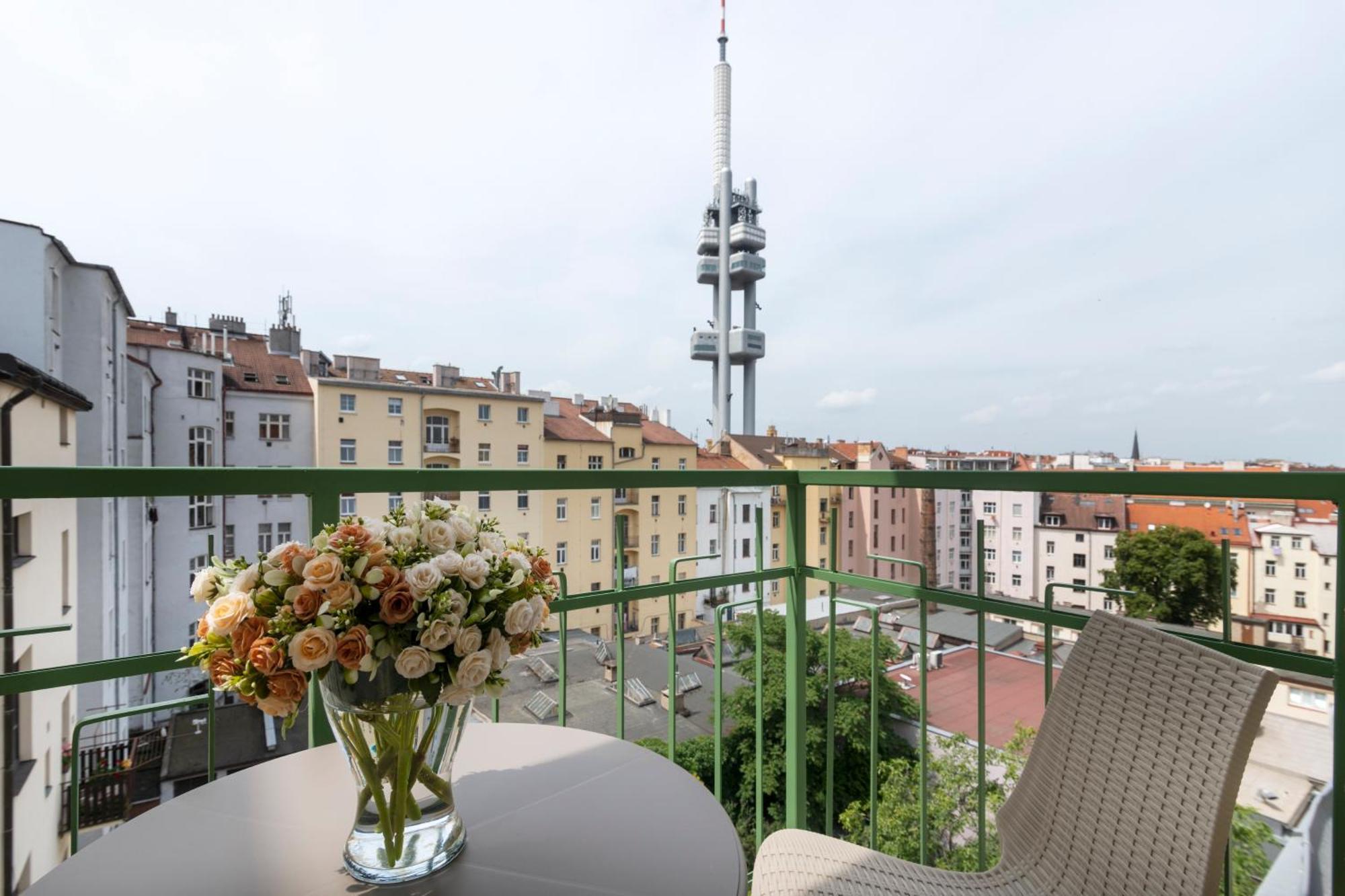 Encore Boutique By Dwellfort Praha