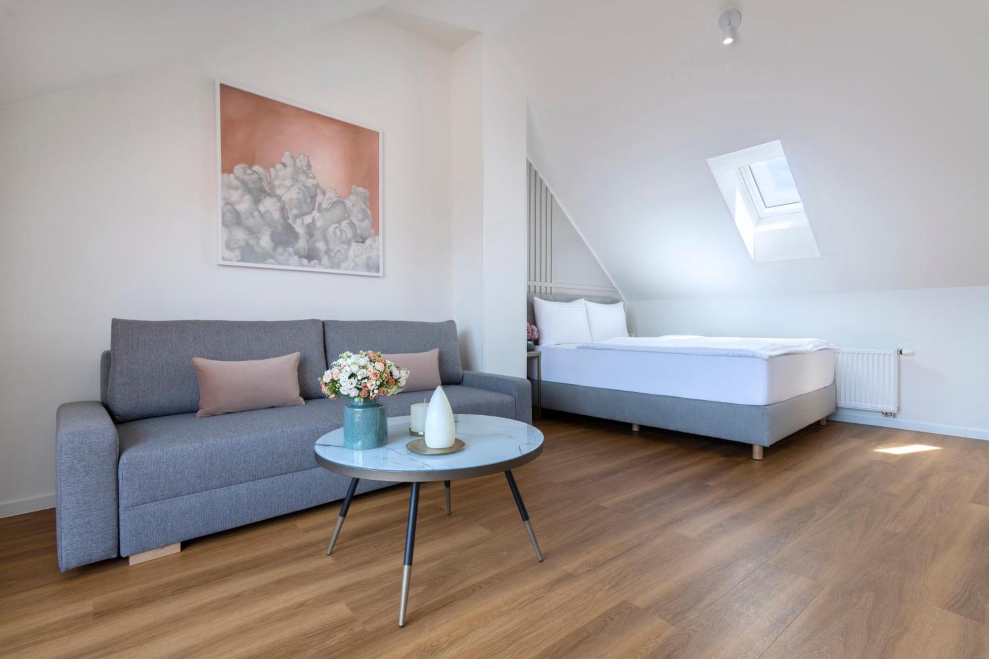 Encore Boutique By Dwellfort Praha