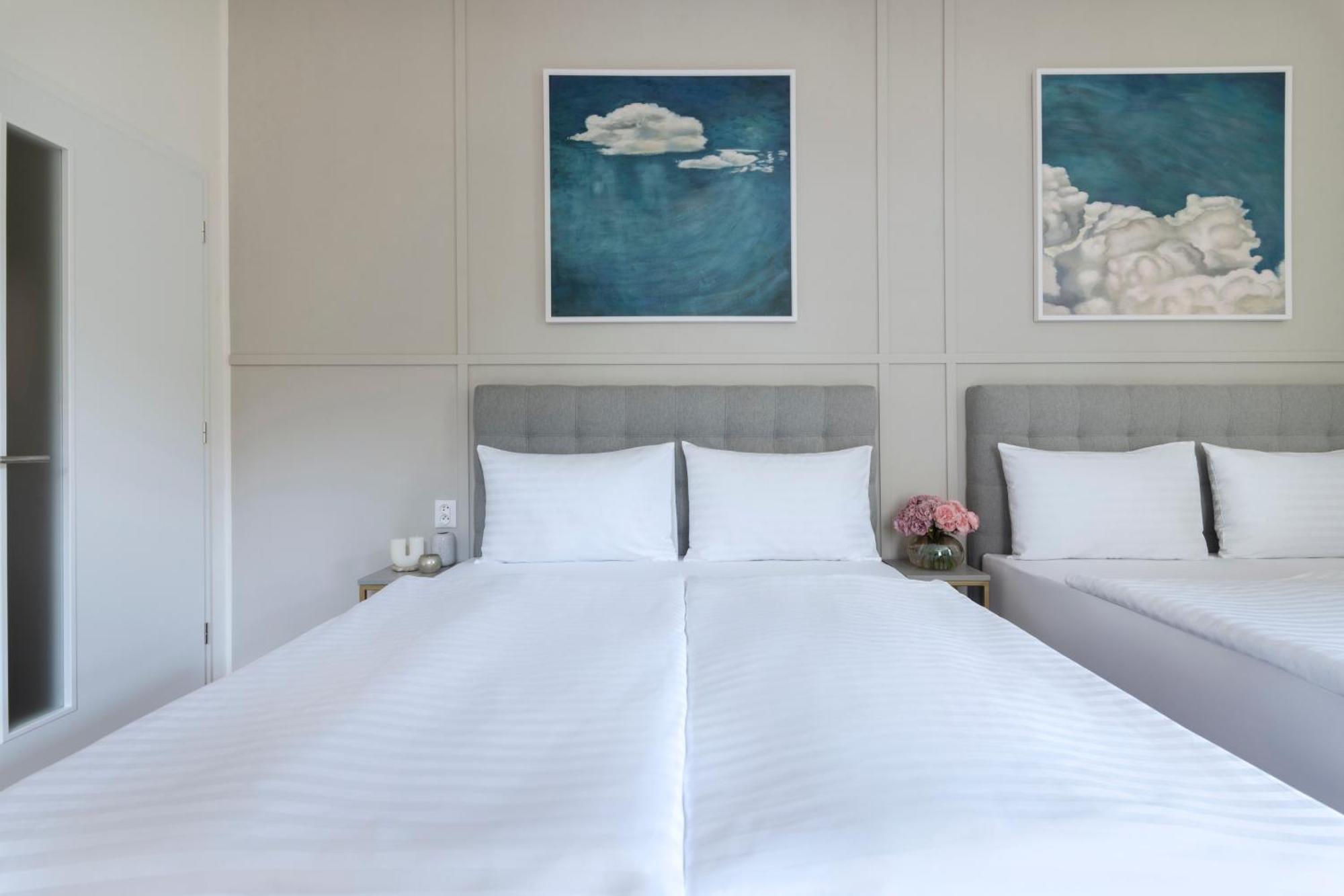 Encore Boutique By Dwellfort Praha